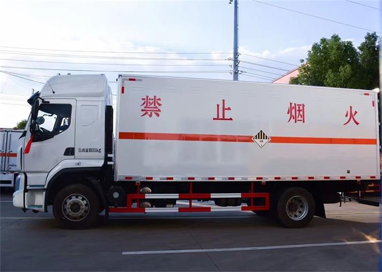 危險(xiǎn)品中港車